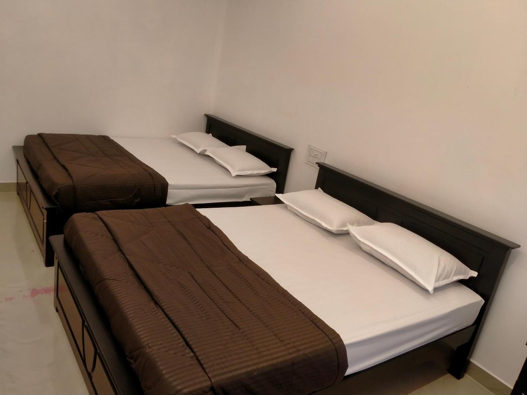 The Ocean View Hotel Ullal ภายนอก รูปภาพ